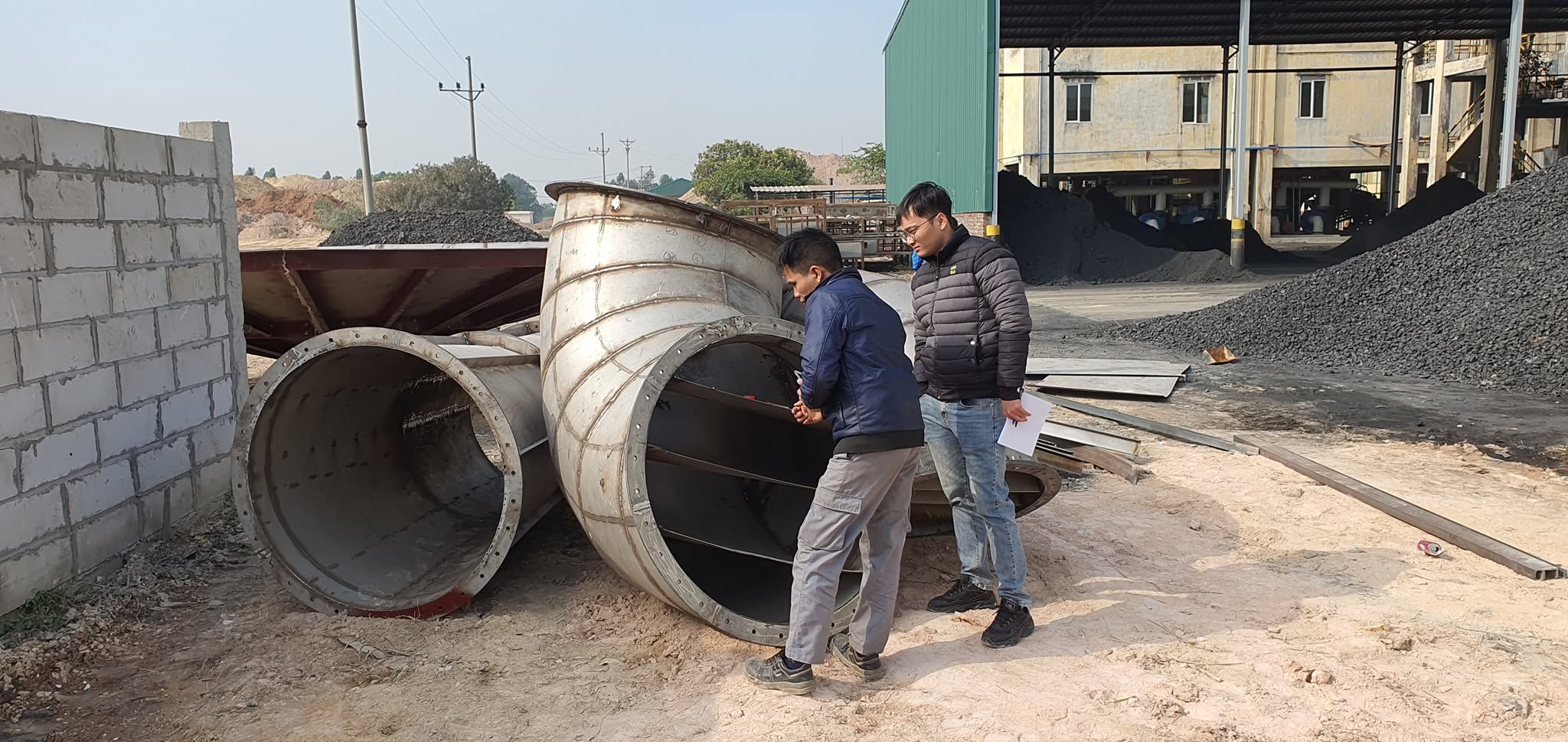 Nghiệm thu bộ phận tháp sấy phun cải tiến sau chế tạo